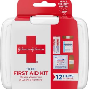 Johnson & Johnson First Aid to Go - 12 x Piece